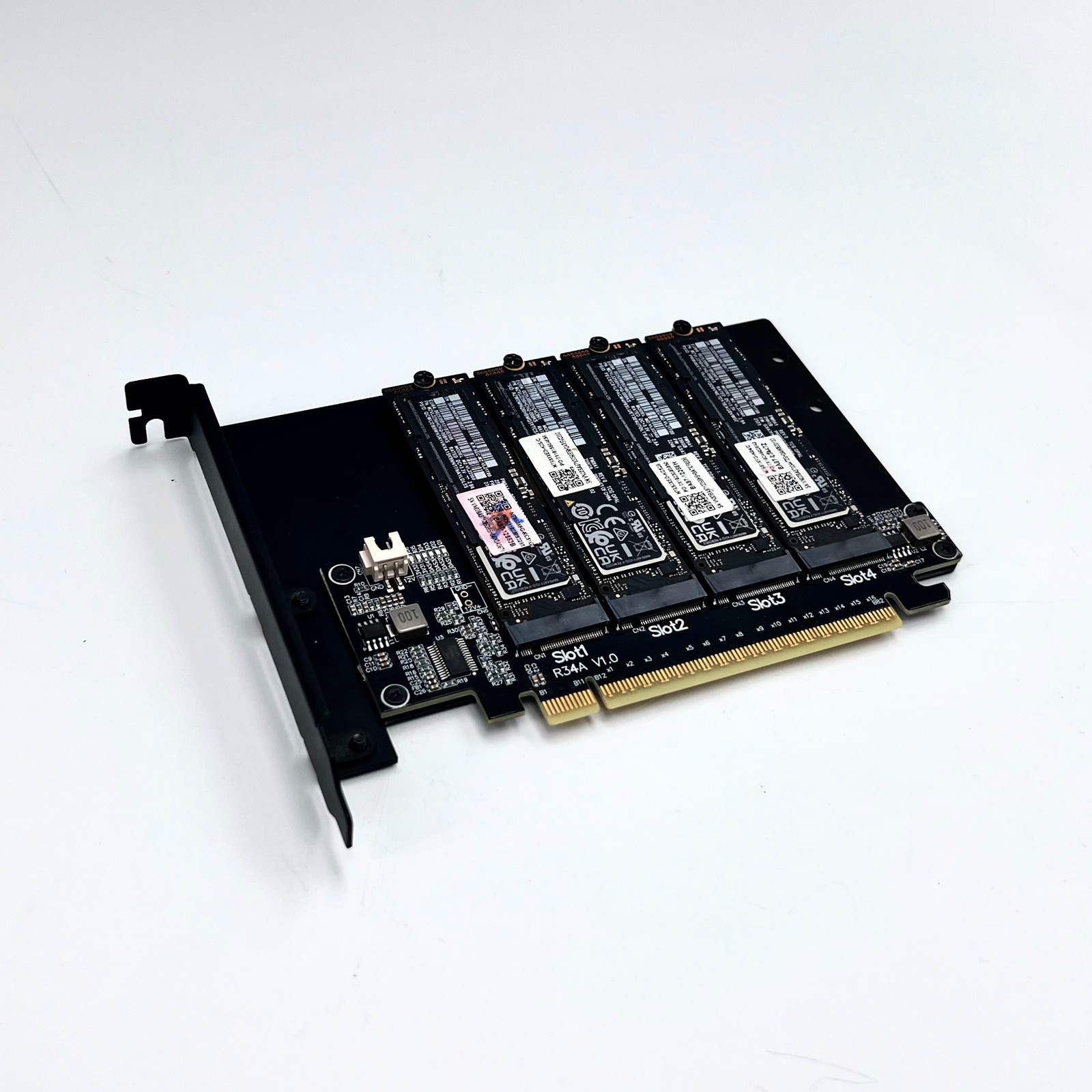 R34A PCIe 5.0 x16 to 4-Port M. - Quad M.2 Nvme Pcie Bifurcation Card review and price